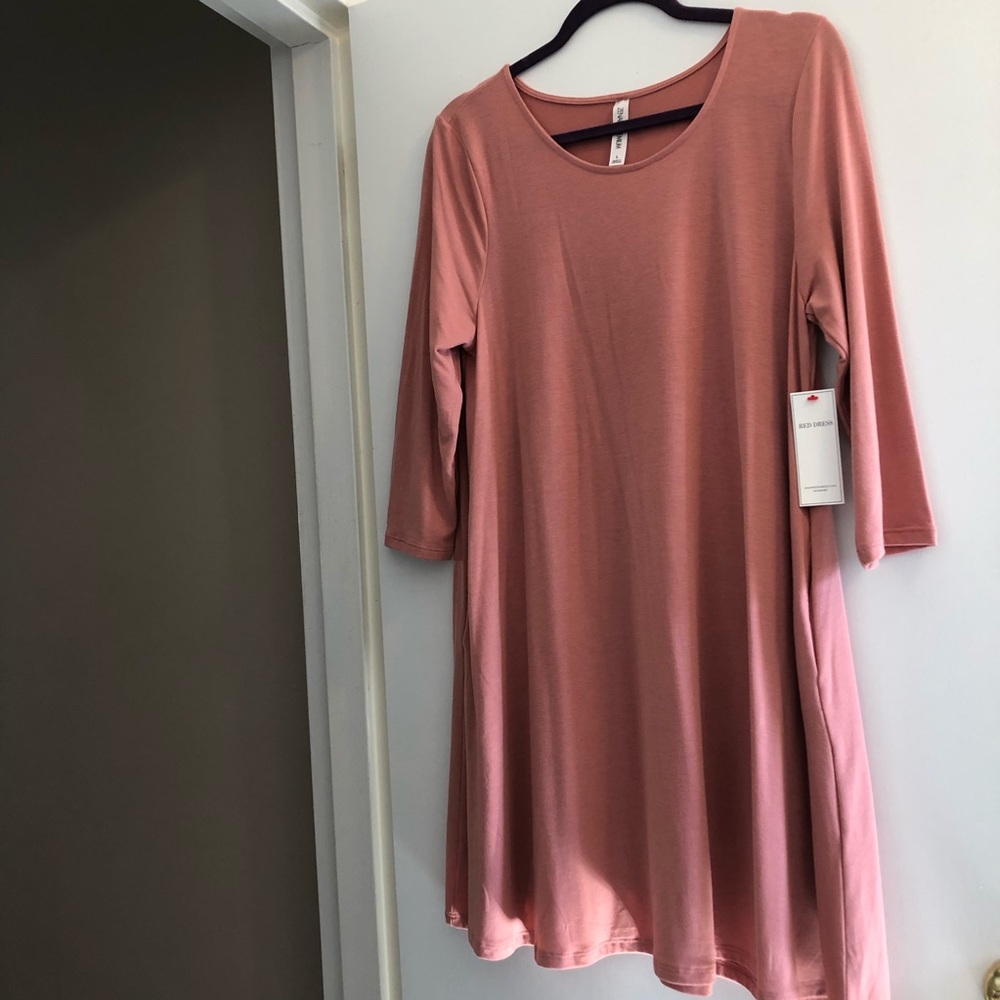 NWT Pale Rose Pink 3/4 sleeve stretch shift dress